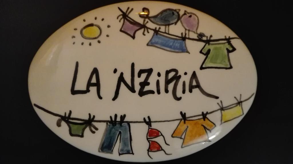 Appartement La 'Nziria à Naples Extérieur photo